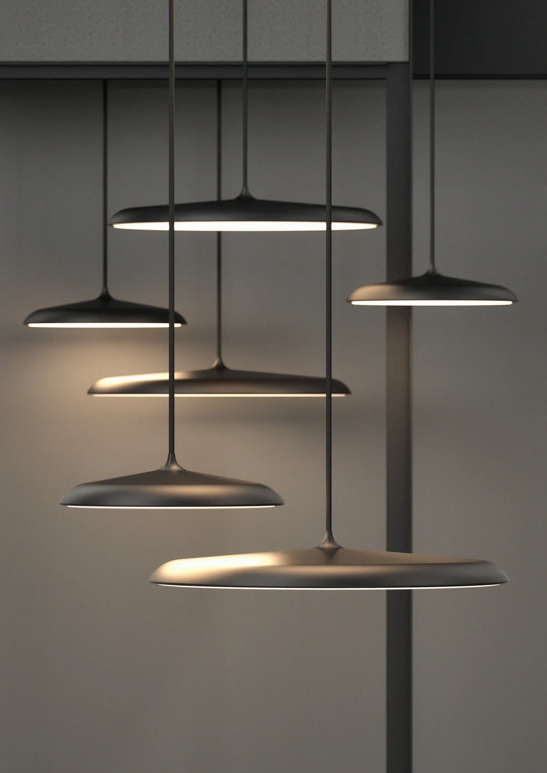 Artist 40 | Pendant | Black