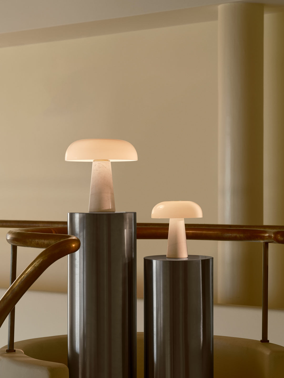 Glossy Mini | Table lamp | White