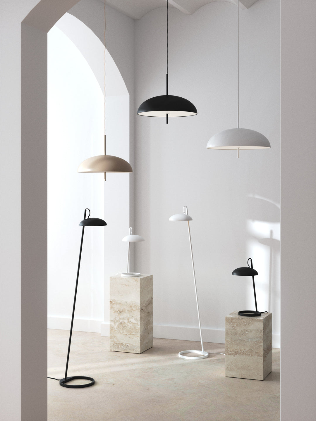 Versale | Floor lamp | White